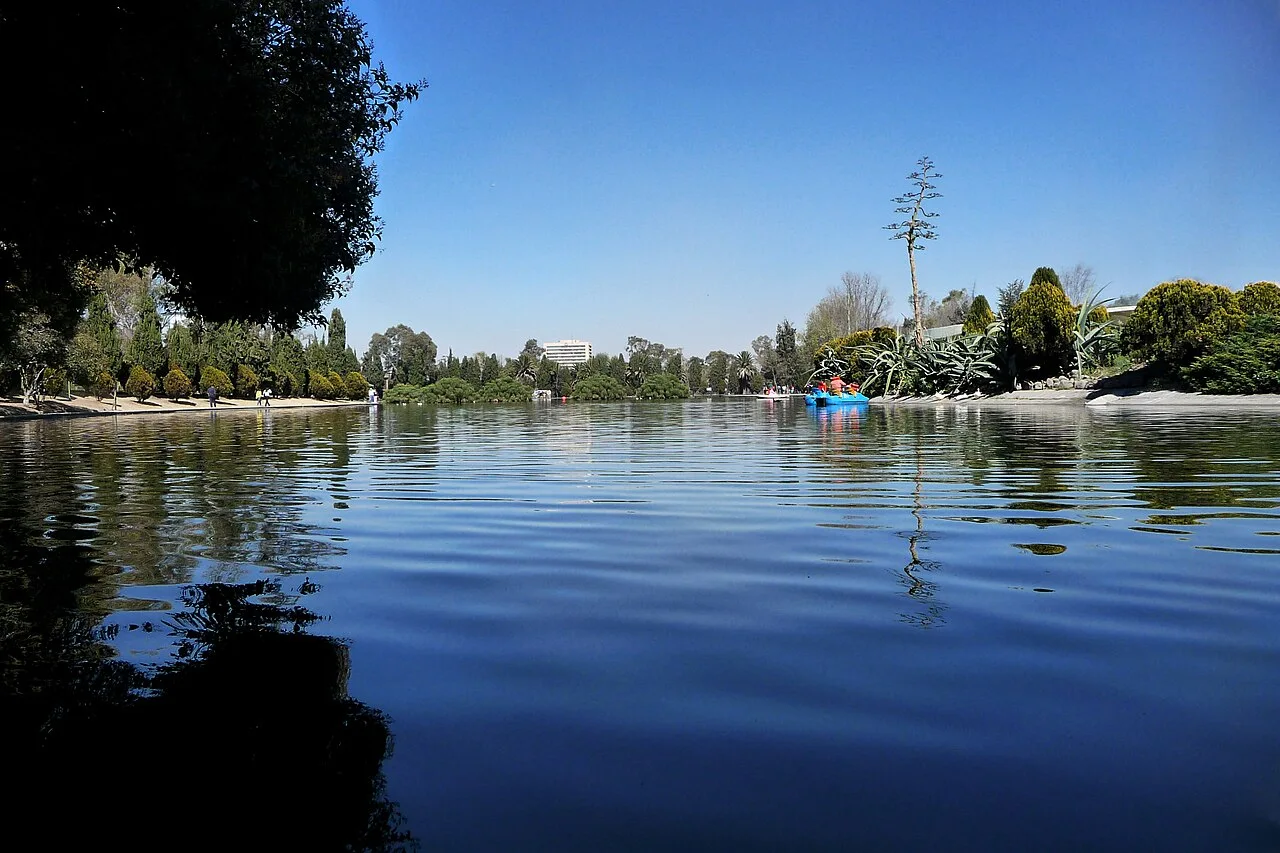 Lago Mayor en la segunda sección del Bosque de Chapultepec