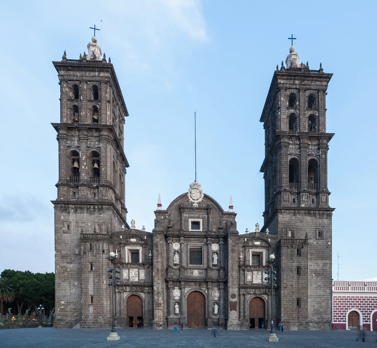 Puebla Cathedral: city setting for a Todos Santos visit