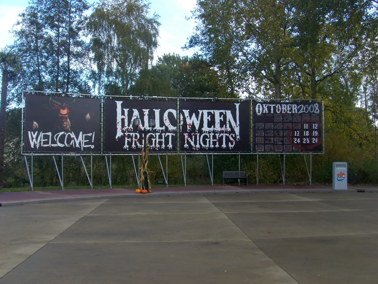 Halloween Fright Nights at Walibi in 2008, archive image